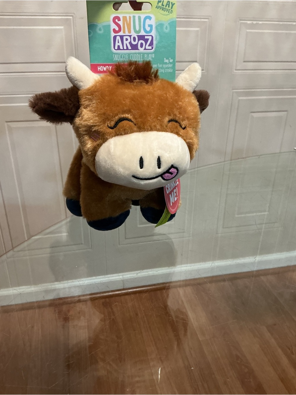 Brand New Snug Arooz, Howdy The Highland -9” With Clinker & Squeaker
